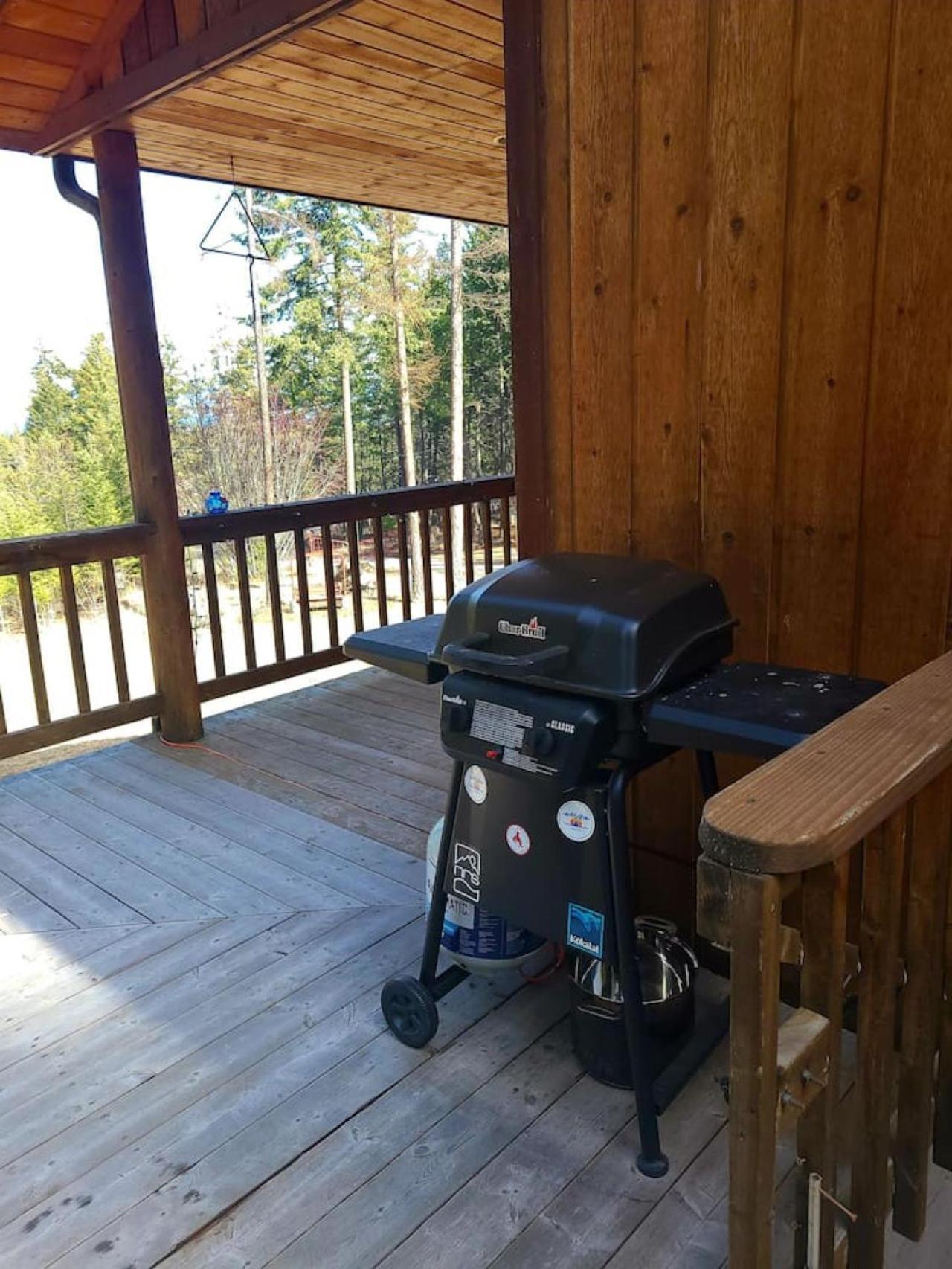 Blacktail Cabin Hideaway With Hot Tub Lakeside Dış mekan fotoğraf