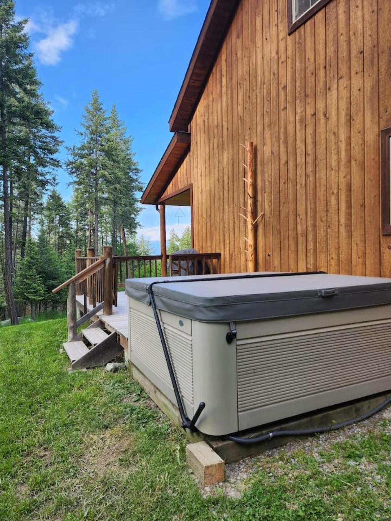 Blacktail Cabin Hideaway With Hot Tub Lakeside Dış mekan fotoğraf